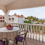 Apartman Hak - Two Bedroom With Terrace And Sea View
