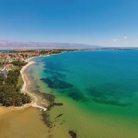 Hak - Two Bedroom With Terrace And Sea View Vir