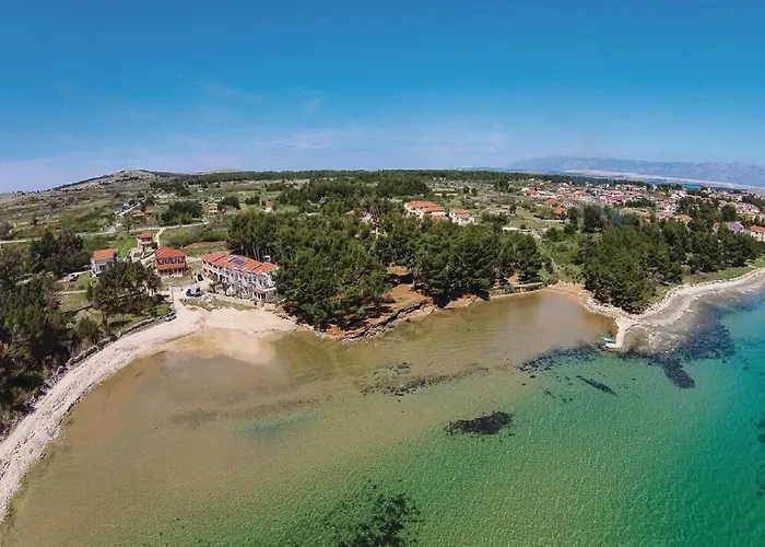 Hak - Two Bedroom With Terrace And Sea View