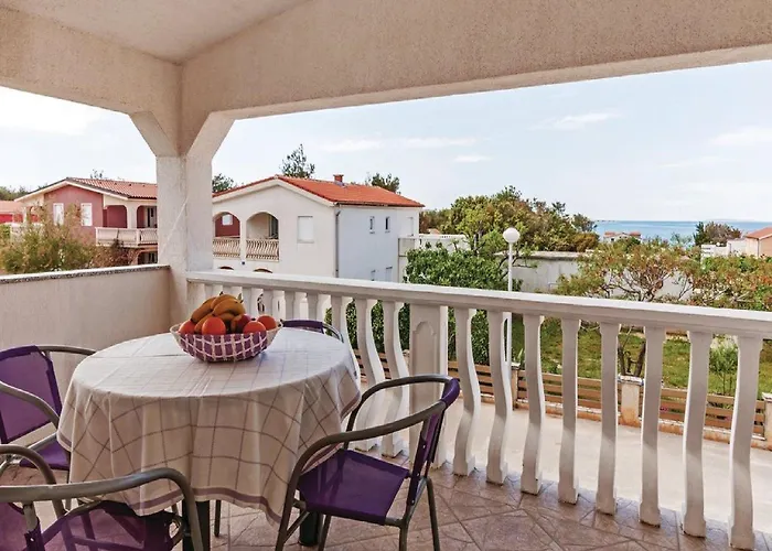 Apartmán Hak - Two Bedroom With Terrace And Sea View